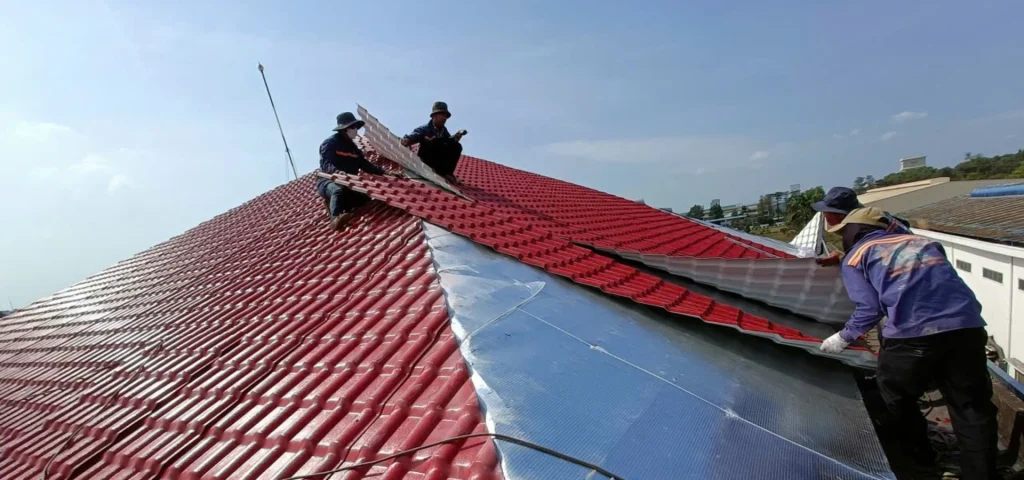 Thi công tôn nhựa ASA PVC tại KCN Sông Mây, Đồng Nai do MCON thực hiện
