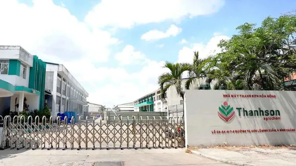 Thay Mái Tôn Nhà Xưởng Hoá Chất Thanh Sơn Hoá Nông Tại TPHCM | MCONS