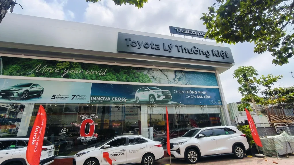 Thay Mái Tôn Showroom Nhà Xe TOYOTA lý Thường Kiệt | MCONS